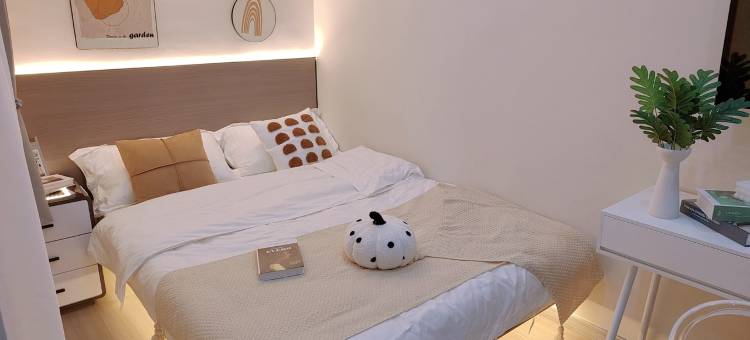 南京新街口陌颜民宿(珠江路地铁站店)图片