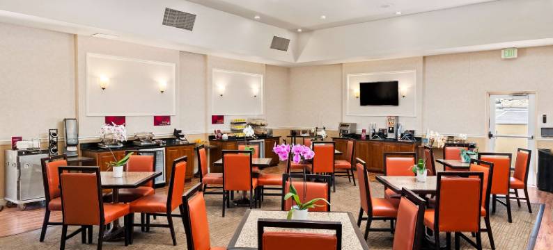 皇家橡树贝斯特韦斯特优质酒店(Best Western Plus Royal Oak Hotel)图片