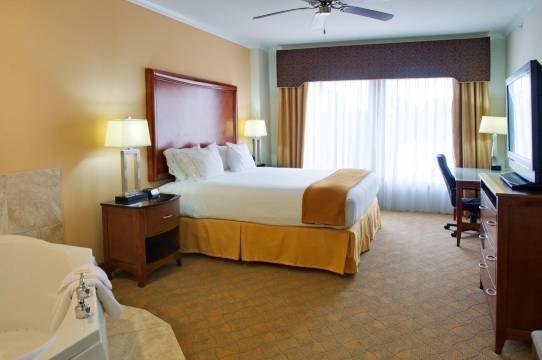 智选假日套房酒店拉夫金南(Holiday Inn Express & Suites LUFKIN SOUTH by IHG)