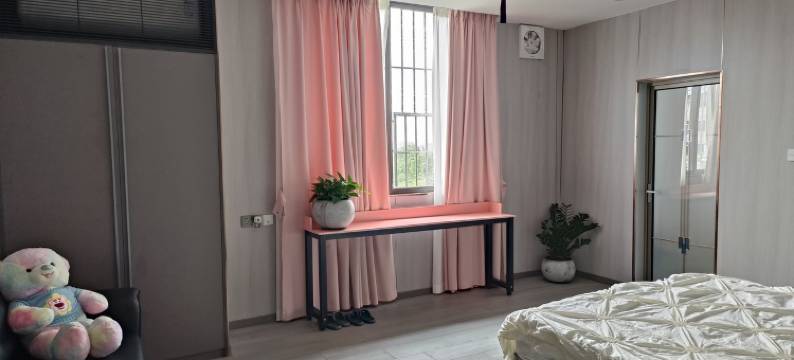 月下江景花园客栈(滨河路1号分店)图片