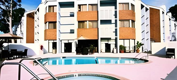 怀尼米港智选假日酒店(Holiday Inn Express Port Hueneme)图片