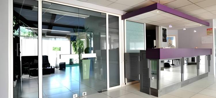 鲁埃格弗里敦巴拉丁斯灵感酒店(inspiration by balladins Villefranche-de-Rouergue)图片