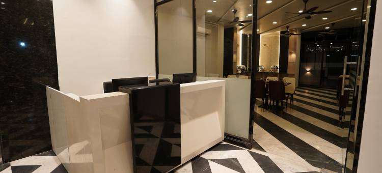 西恩斯塔三重奏(Ciesta Treeo)图片