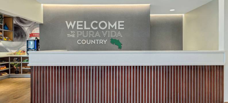 圣荷西机场希尔顿欢朋酒店(Hampton by Hilton San Jose Airport)图片