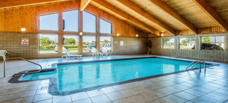 基瓦尼美吟温德姆酒店(AmericInn by Wyndham Kewanee)图片