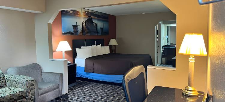 派恩布拉夫戴斯套房酒店(Days Inn & Suites by Wyndham Pine Bluff)图片