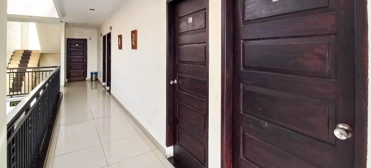 D Cost 19 Syariah Mitra RedDoorz图片