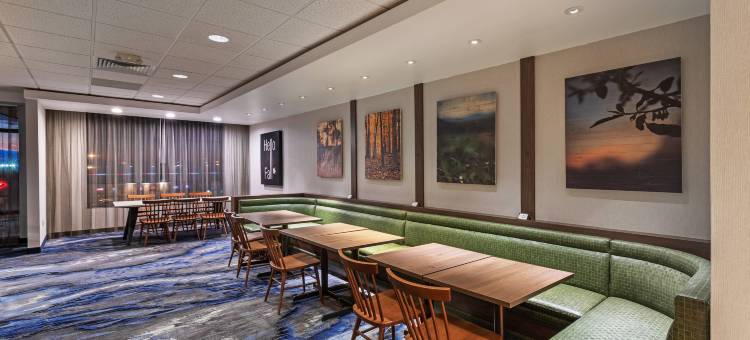 塔尔萨市中心万豪万枫酒店(Fairfield Inn & Suites Tulsa Downtown Arts District)图片