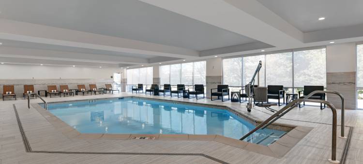 爱迪生伍德布里奇Homewood Suites by Hilton(Homewood Suites by Hilton Edison Woodbridge)图片