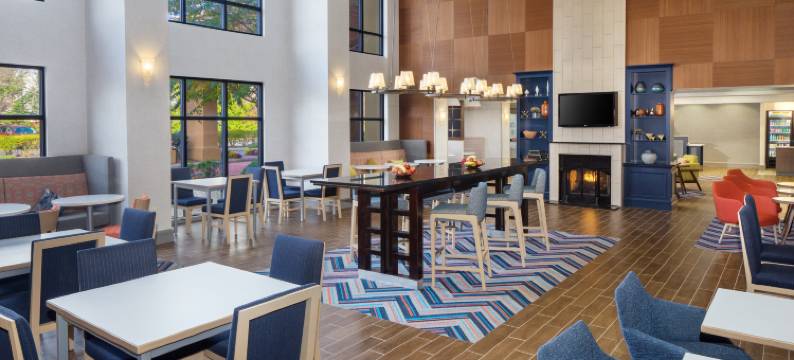 长岛花园城市希尔顿欢朋酒店(Hampton Inn by Hilton Garden City Long Island)图片