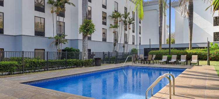 圣荷西机场希尔顿欢朋酒店(Hampton by Hilton San Jose Airport)图片