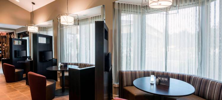 芝加哥奥黑尔万怡酒店(Courtyard Chicago O'Hare)图片