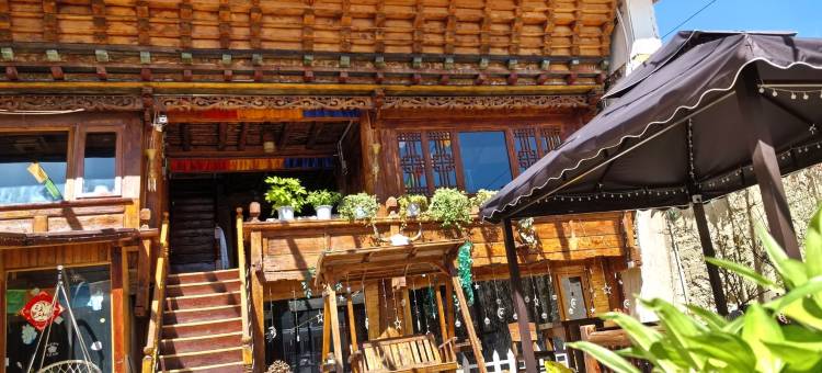 香格里拉悠然山谷客栈(独克宗古城店)图片