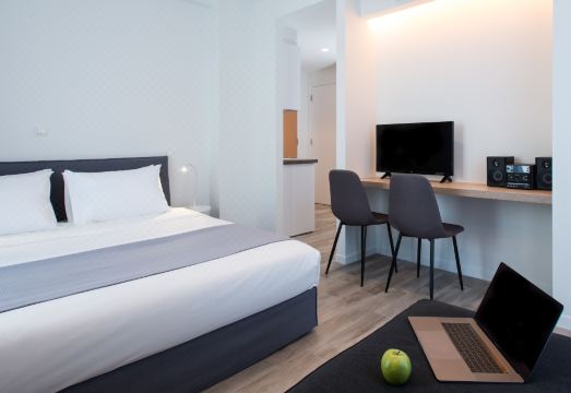 Spot Apart Hotel Overview