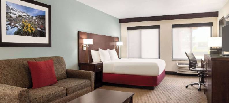 科罗拉多斯普林斯机场丽笙酒店(Radisson Hotel Colorado Springs Airport)图片