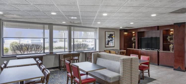 舒适酒店帕拉默斯 - 哈肯萨克(Comfort Inn Paramus - Hackensack)图片