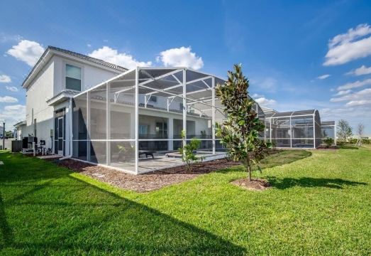 8 Bedrooms/ Champions Gate Home Hotel Overview