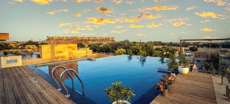 鲁帕尔住宅酒店(Rupal Residency)图片