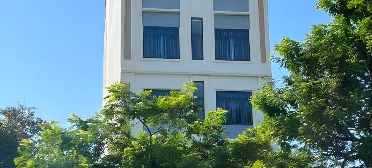 卢比林酒店(Rubillion Hotel - 5-Min Walking to Back Beach)图片