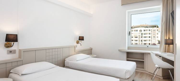 卡罗费利切酒店(Hotel Carlo Felice)图片