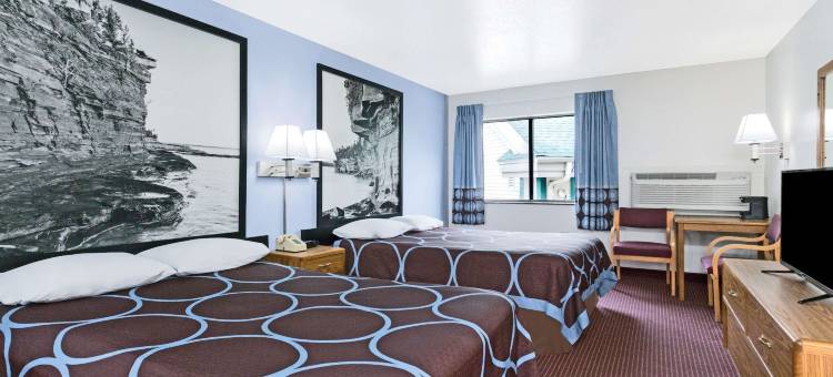 威斯康星戴尔斯速8酒店(Super 8 by Wyndham Wisconsin Dells)图片