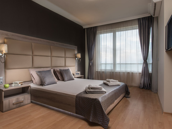 尼基海滩公寓酒店