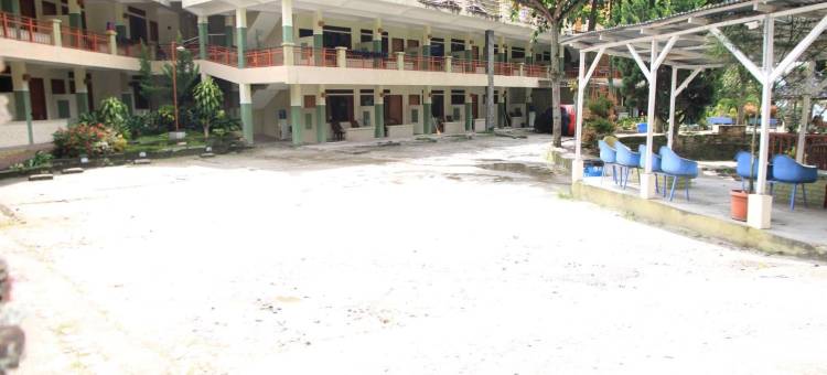 巴拉巴特潘杜湖畔酒店(Pandu Lakeside Hotel Parapat)图片