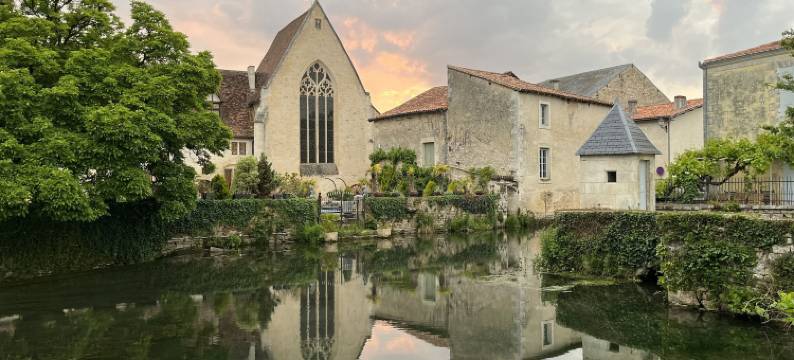 布鲁耶尔酒店(Les Bruyeres Chambres Dhotes et Gite)图片