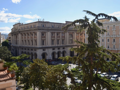 帕桑拉迪斯大厦民宿