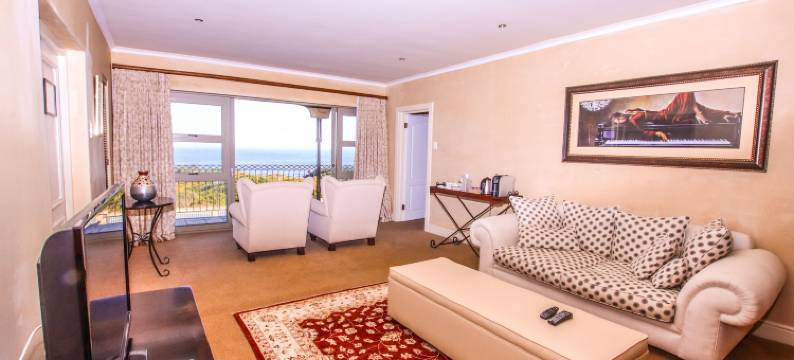 悬崖上的招待所(On the Cliff Guest House)图片