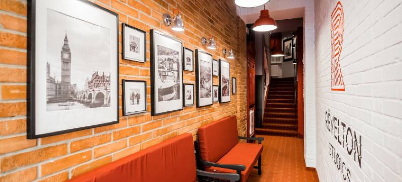 卡罗维发利雷韦顿开放式客房酒店(Revelton Studios Karlovy Vary)图片