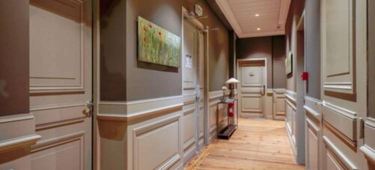 格拉泰基纳城堡酒店(Château Grattequina Hôtel)图片