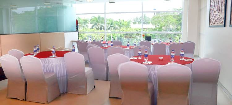 奥兰加巴德7苹果酒店(7 Apple Hotel Aurangabad)图片