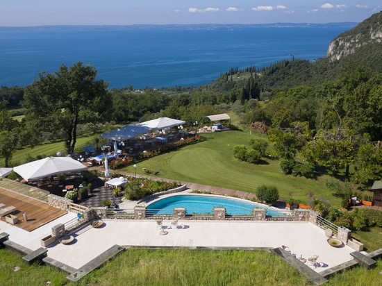 高尔夫卡黛露利维酒店