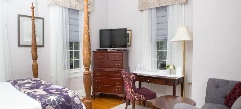 伯克庄园旅馆＆凉亭(Burke Manor Inn & Pavilion)图片