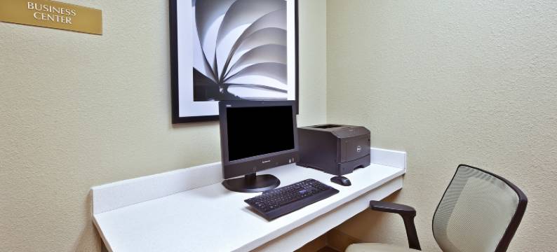 Candlewood Suites 印第安纳波利斯国际机场(Candlewood Suites INDIANAPOLIS AIRPORT by IHG)图片