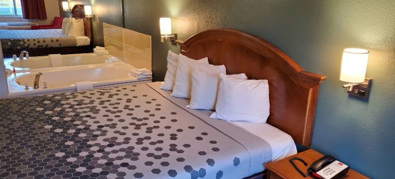 卡罗尔顿 - 史密斯菲尔德石木酒店与套房(Stonewood Inn & Suites Carrollton - Smithfield)图片