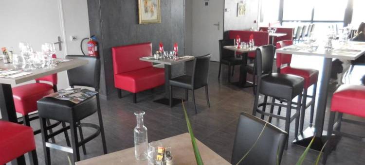 蒙特马罗尔快捷酒店 - 阿尔伯格大露营旅馆(FastHotel Montmarault - Auberge du Grand Champ)图片