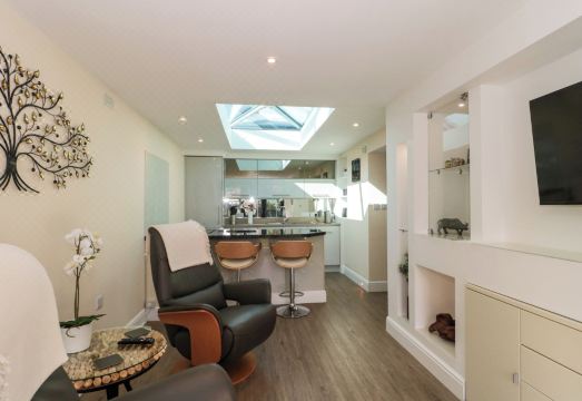 Minime Hotel Overview