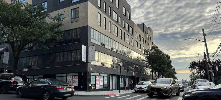 纽约拉瓜迪亚的皇家酒店套房(Regal Inn & Suites New York LaGuardia Hotel)图片