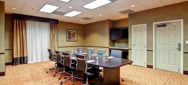 金伍德公园机场区休斯敦Homewood套房酒店(Homewood Suites by Hilton Houston - Kingwood Parc-Airport Area)图片