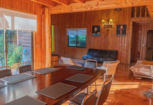 Great house in Pucón with excellent location: Jacuzzi and 6 bedrooms and 3 bathrooms.Hotel Overview