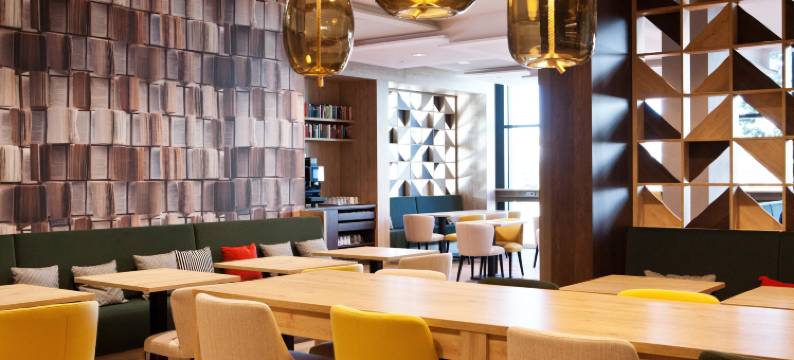 柏林市东区艺廊希尔顿欢朋酒店(Hampton by Hilton Berlin City East Side Gallery)图片