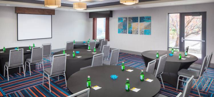 长岛花园城市希尔顿欢朋酒店(Hampton Inn by Hilton Garden City Long Island)图片