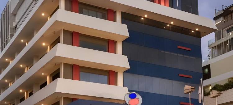加查玛达酒店(Hotel Gajahmada)图片