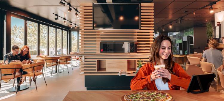 顶点住宿空间(Vértice Roomspace)图片