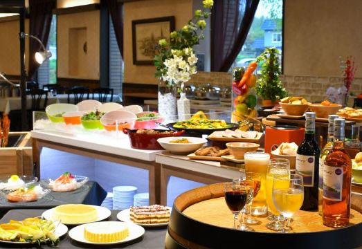 Edel Warme Hotel Overview