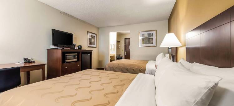 莱西I-5凯艺套房酒店(Quality Inn & Suites Lacey Olympia)图片