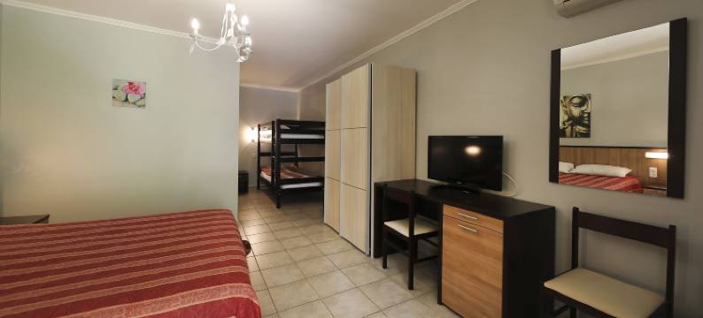 尤利比休酒店(U Libecciu)图片