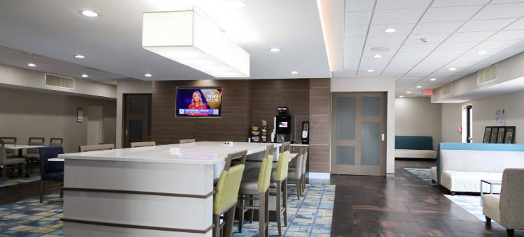 格伦伯尼-巴尔的摩华盛顿国际机场区Garner酒店(Garner Hotel GLEN BURNIE – BWI AIRPORT AREA)图片